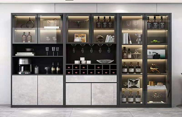 海燕大酒店酒柜